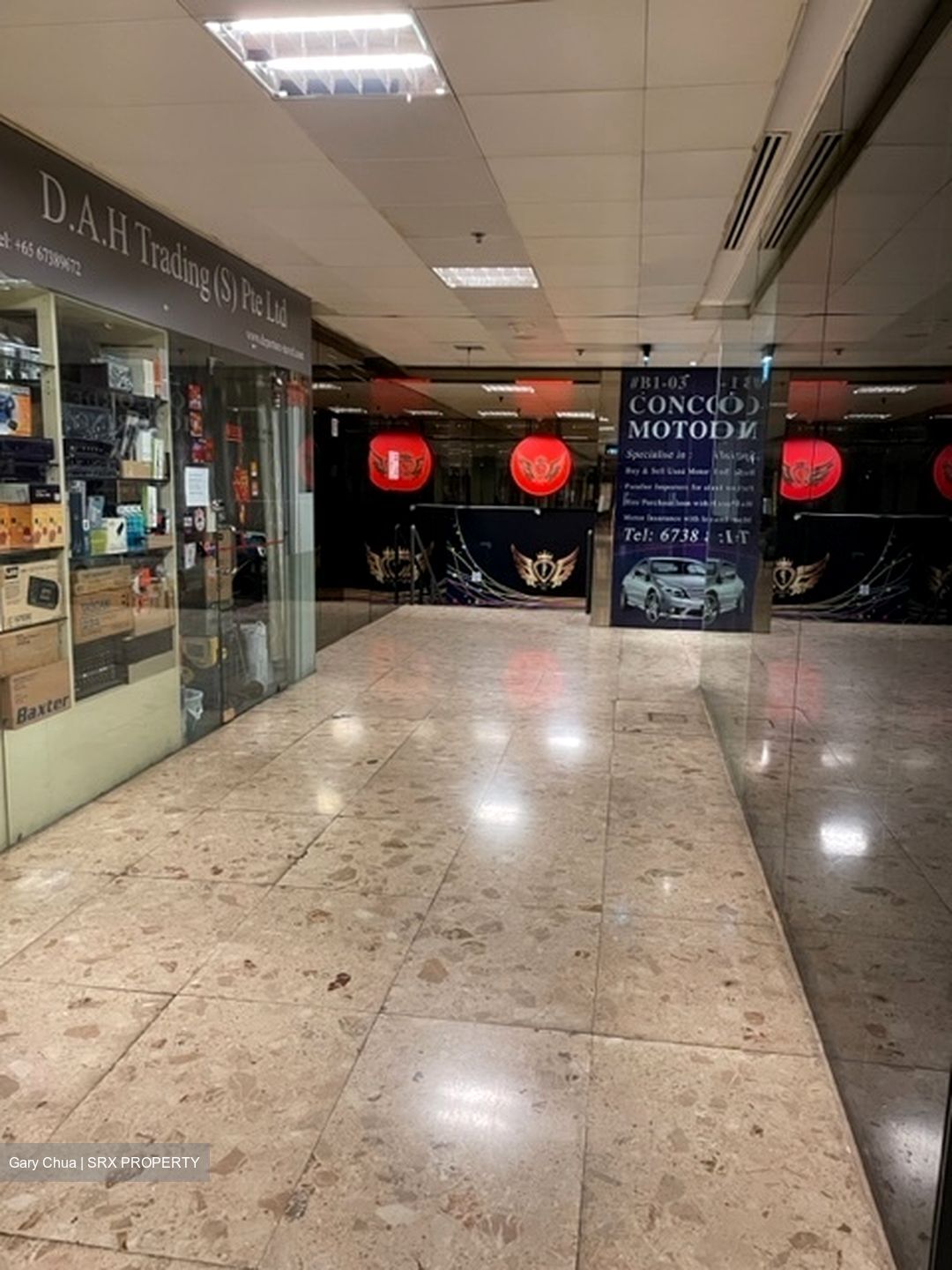 Concorde Shopping Centre (D3), Retail #561344161